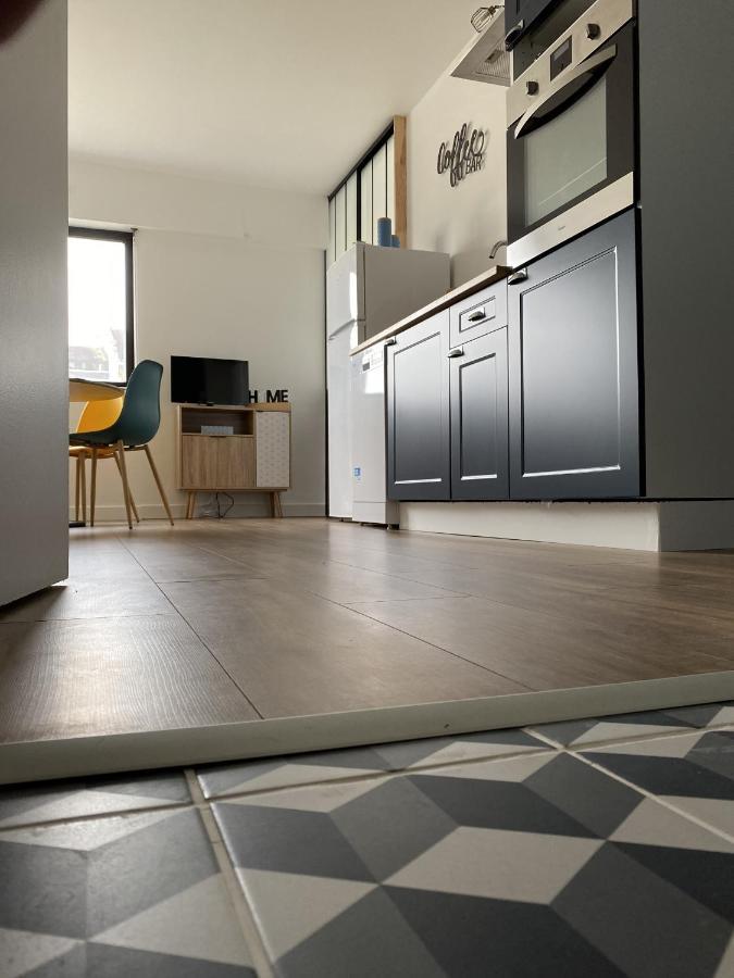 Super Appartement Cosy, Parking Prive Courseulles-sur-Mer Eksteriør billede