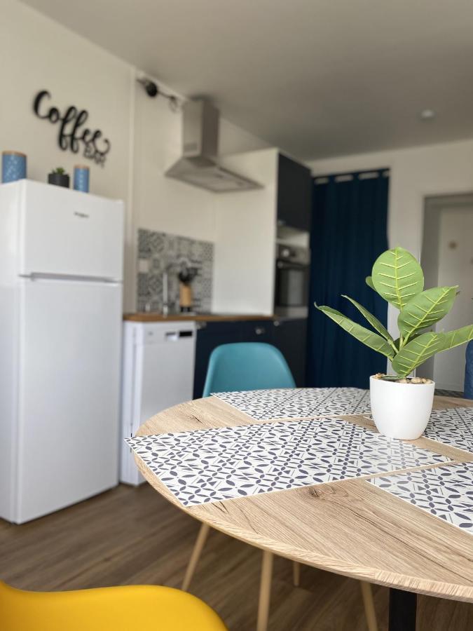 Super Appartement Cosy, Parking Prive Courseulles-sur-Mer Eksteriør billede
